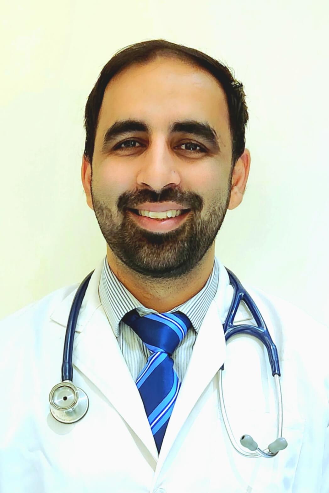 Dr. Manuj Sondhi - Diabetologist and Physician in Greater Noida